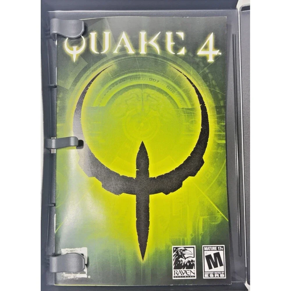 QUAKE 4 Vintage 2005 Activision PC Game 4 Discs with Manual Tested